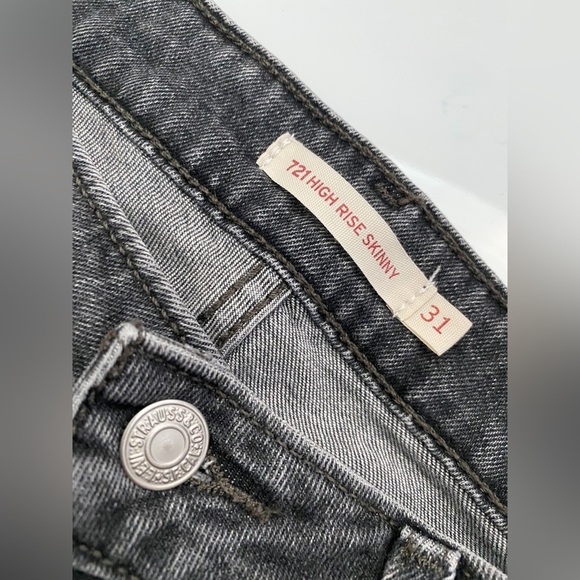 🔥Levi’s 721 High Rise Wiasted Skinny Raw Hem Black Cotton Streetwear Classic 31 - Picture 6 of 10